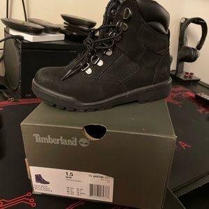 Black timberlands boys size 1 1/2 wore once still brand new